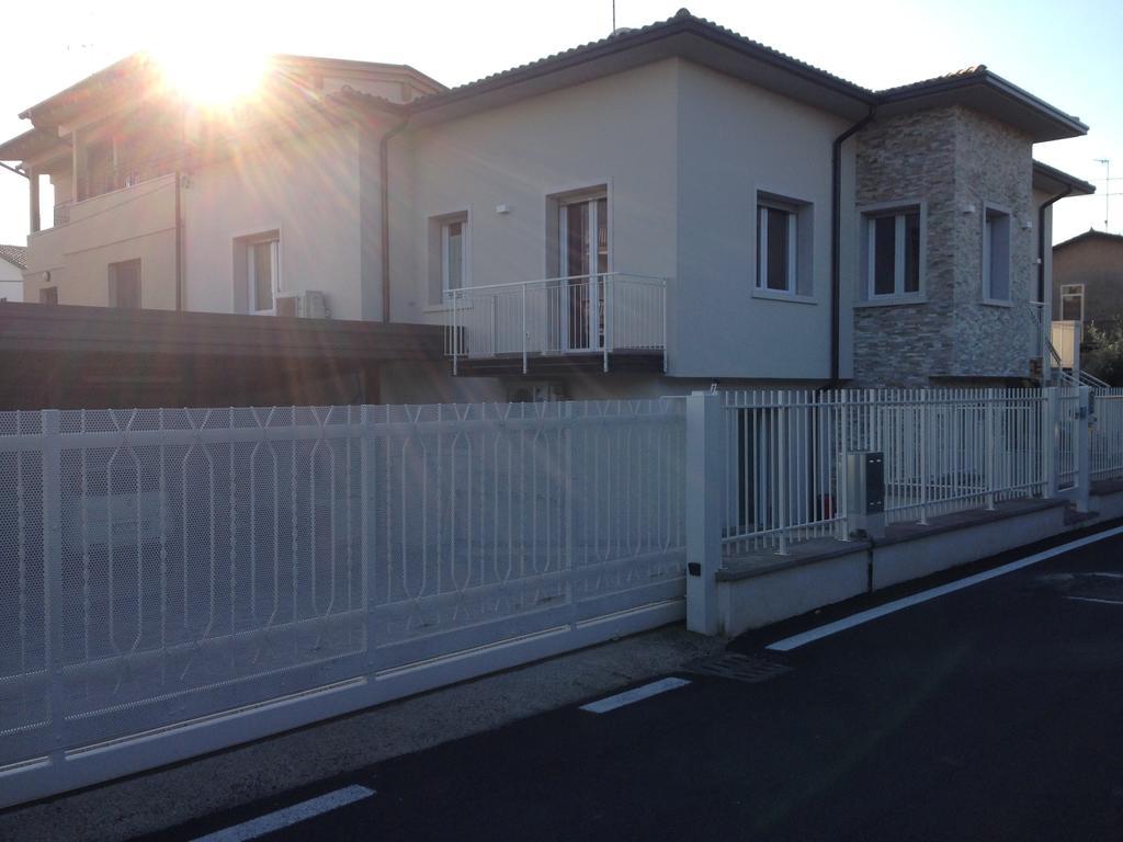 Casa Armonia Lägenhet Peschiera del Garda Exteriör bild