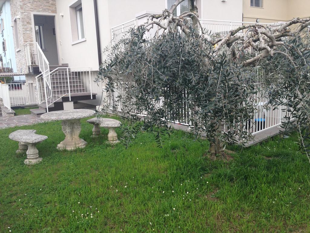 Casa Armonia Lägenhet Peschiera del Garda Exteriör bild